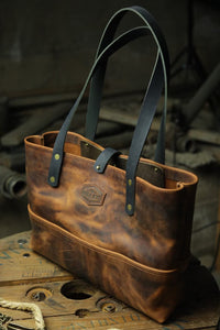 Journey Tote in Wildwood