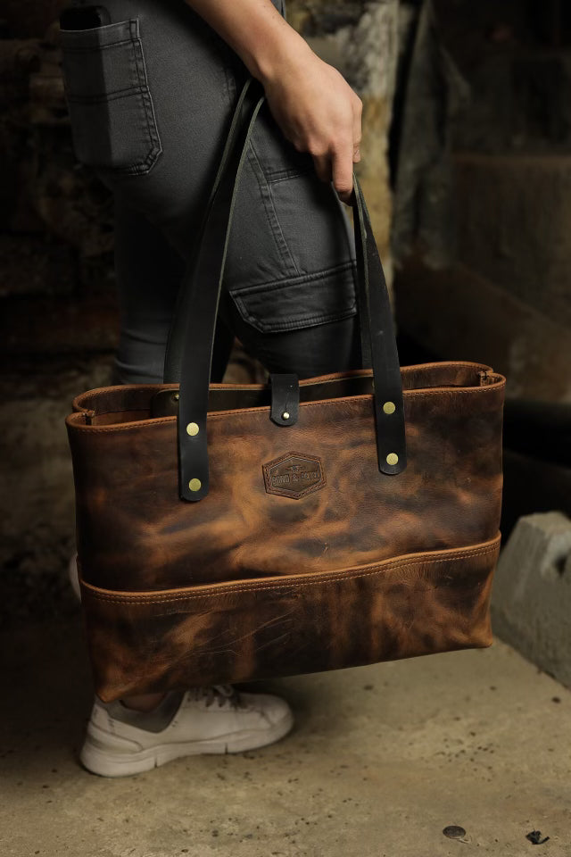 Journey Tote in Wildwood