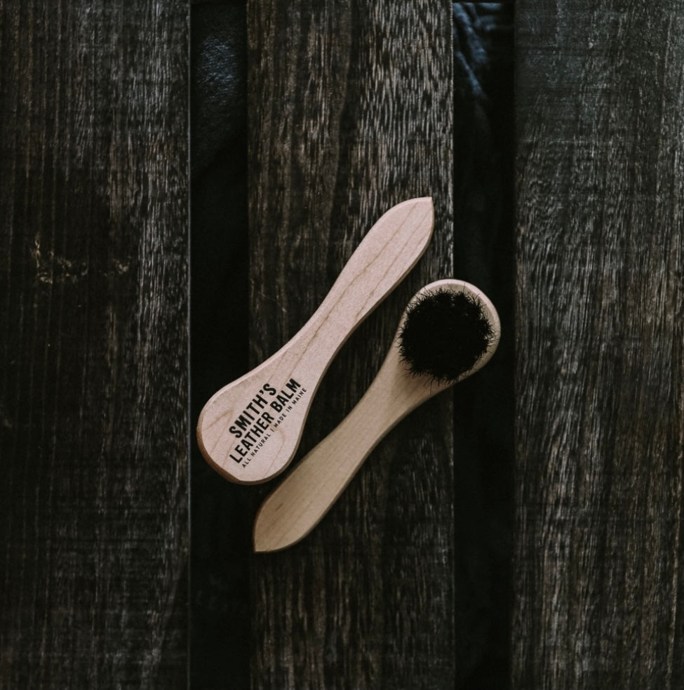 Smith’s Leather Brush