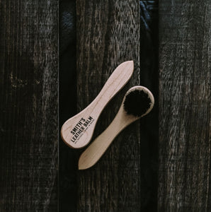 Smith’s Leather Brush